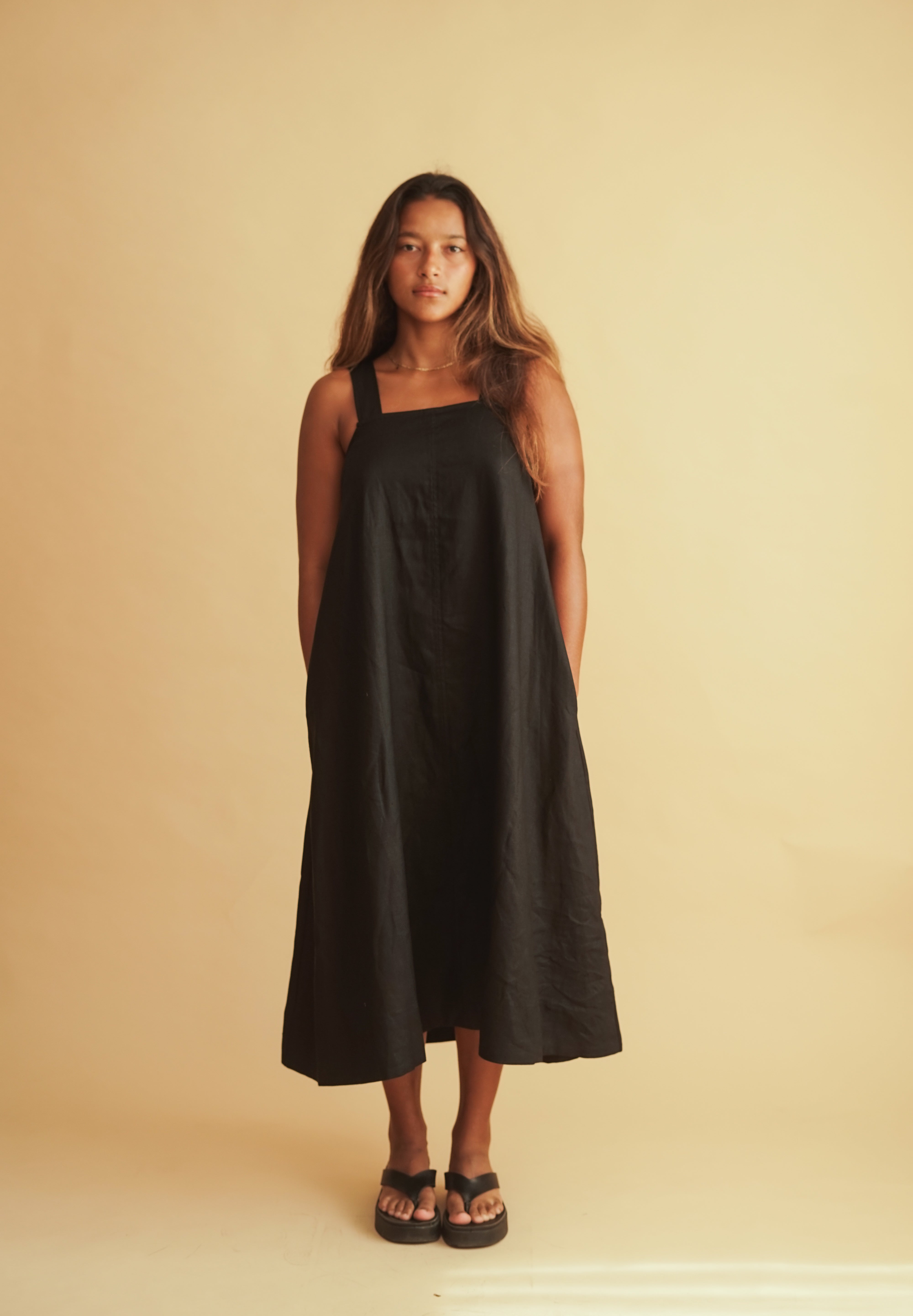 Alana Linen Dress