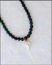 Madre Necklace