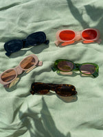 Groovy oval shades