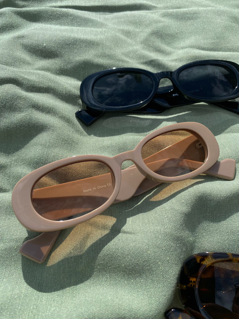 Groovy oval shades